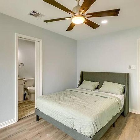 Vacation Home Lake Livingston! Onalaska Ngoại thất bức ảnh