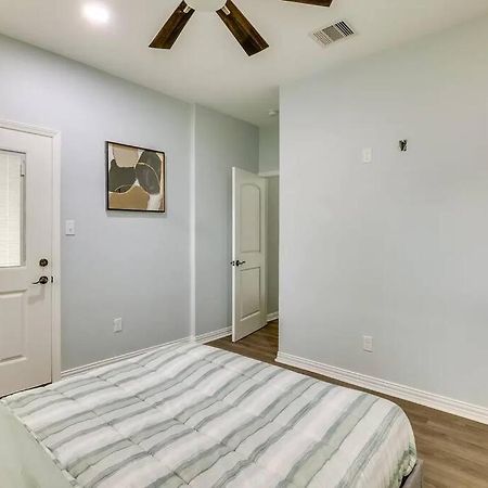 Vacation Home Lake Livingston! Onalaska Ngoại thất bức ảnh