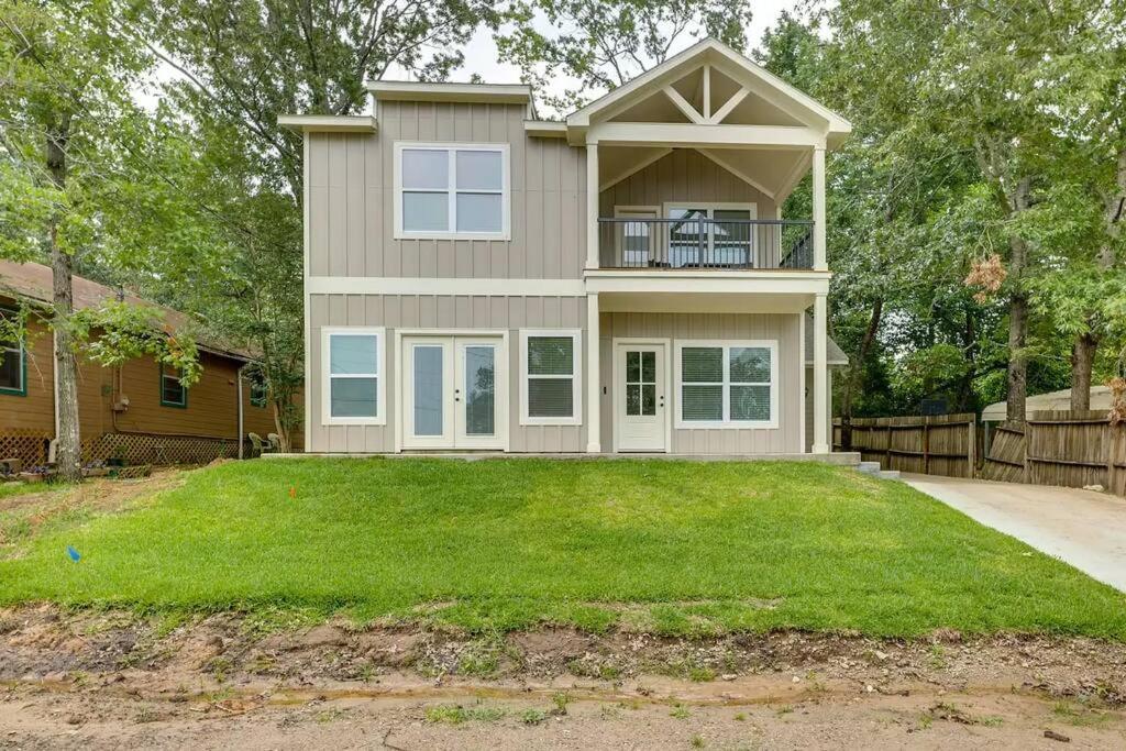 Vacation Home Lake Livingston! Onalaska Ngoại thất bức ảnh