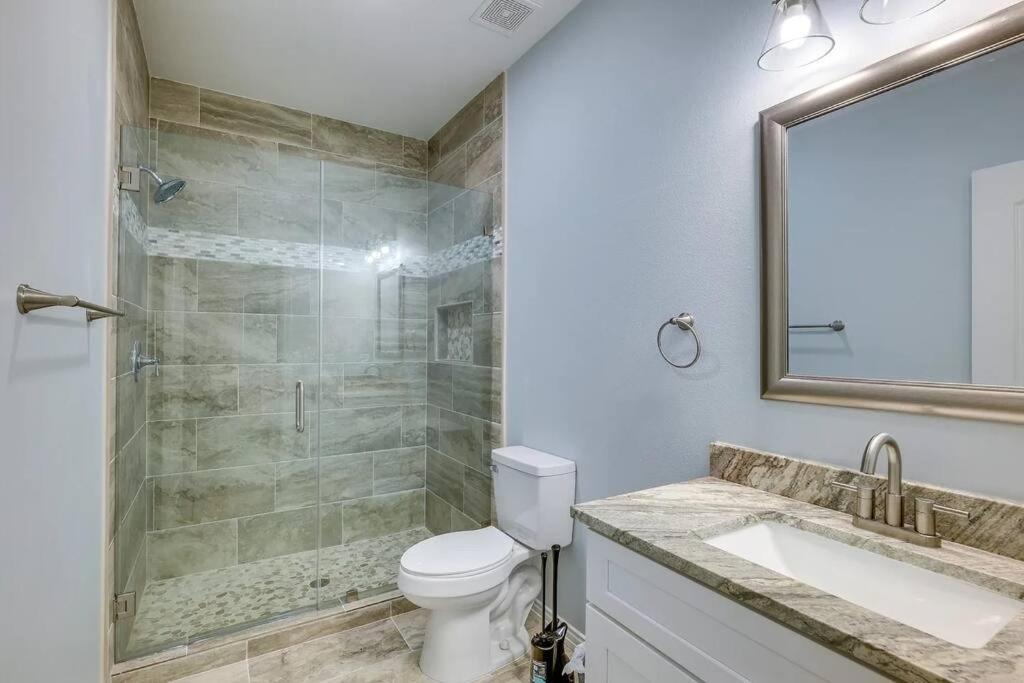 Vacation Home Lake Livingston! Onalaska Ngoại thất bức ảnh